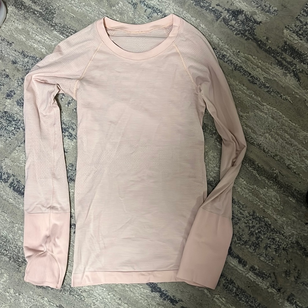 Light pink lulu lemon long sleeve swiftly tech